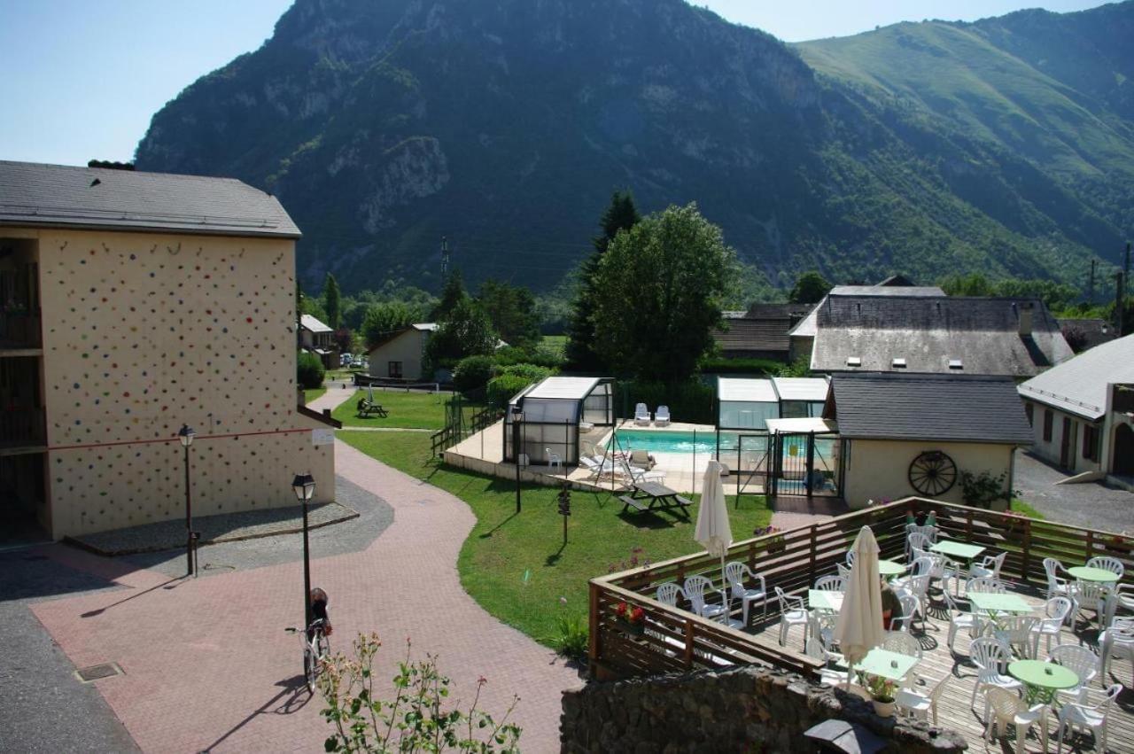 Appartement Avec Piscine En Vallee D'Ossau Bielle Exterior photo